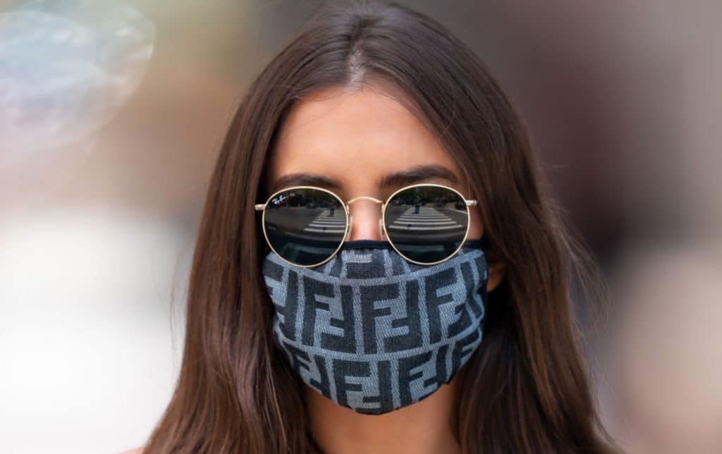 Медицинские маски – новый модный аксессуар!