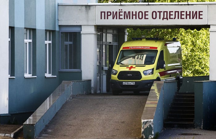 В России коронавирус за сутки нашли еще у 8 338 человек
