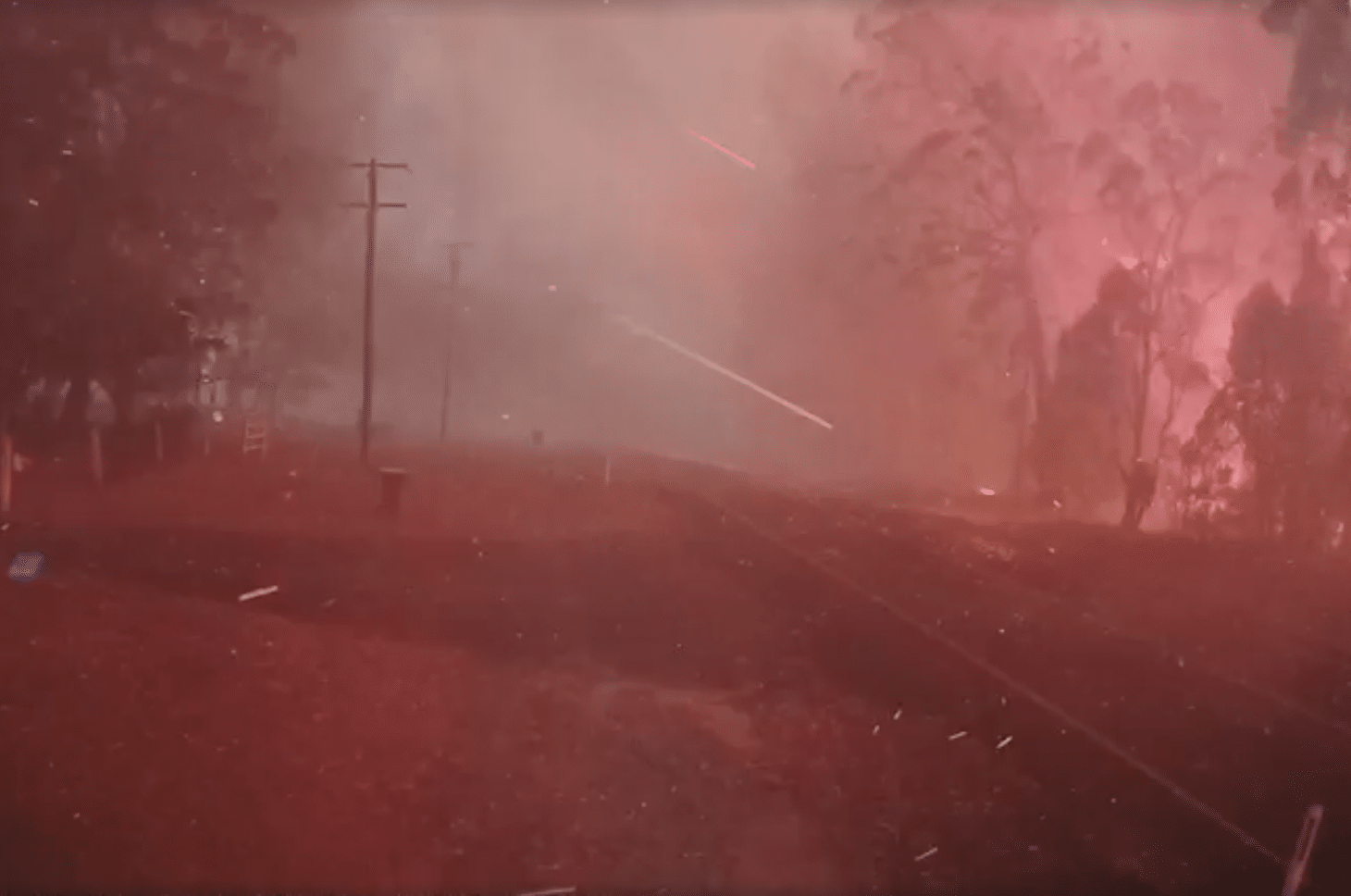 Огненный шторм Австралии изнутри: видео