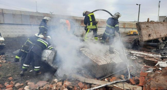 Под Харьковом взорвалась газоперерабатывающая станция, погибли два человека: Видео