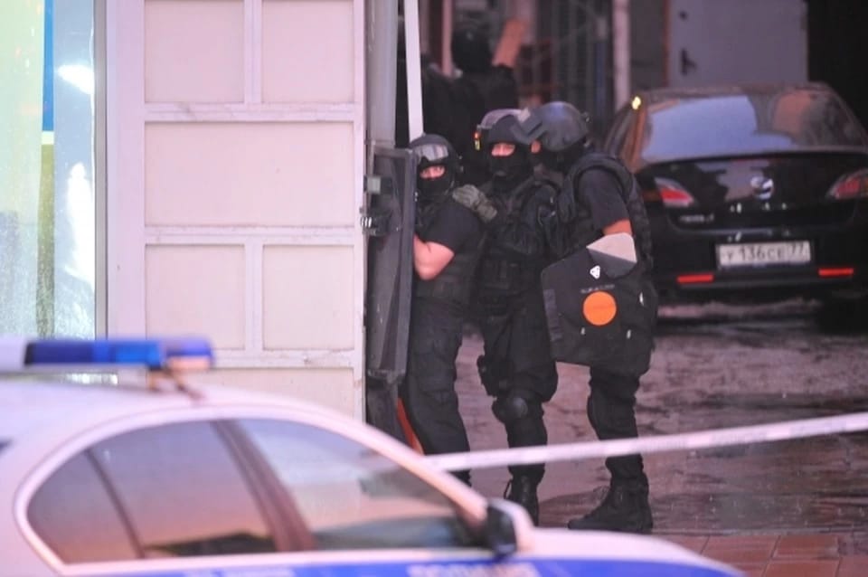 В Москве неизвестный устроил стрельбу в банке и сбежал