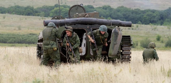 Россия готовит артиллерийские и танковые подразделения на Донбассе – разведка Украины
