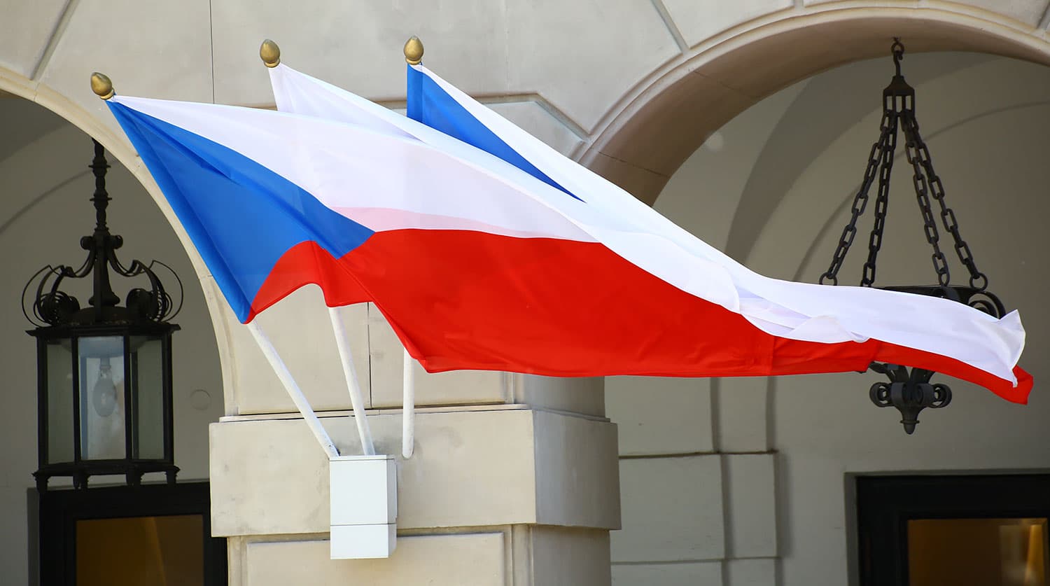Чехия вышлет 18 российских дипломатов