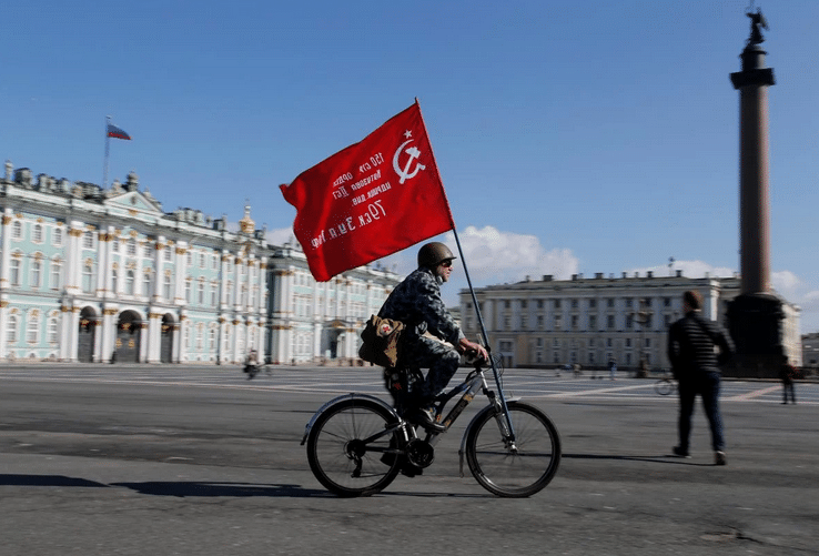 Кремль проводит действия для возрождения СССР — правозащитник