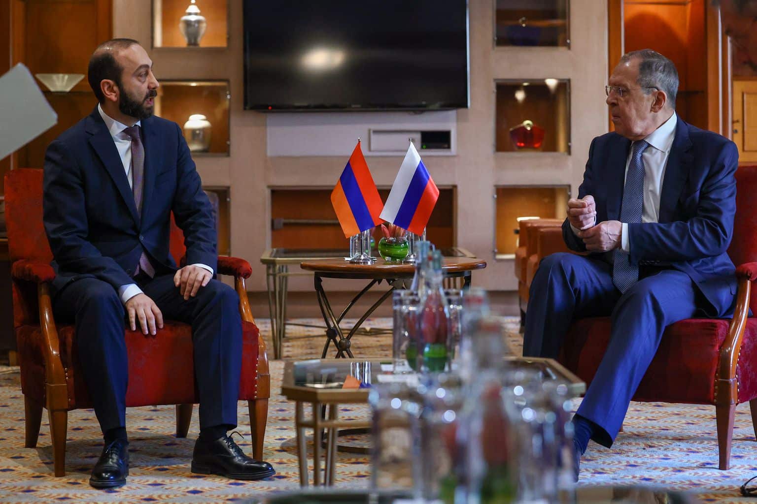 Армения обещает помочь России обойти санкции