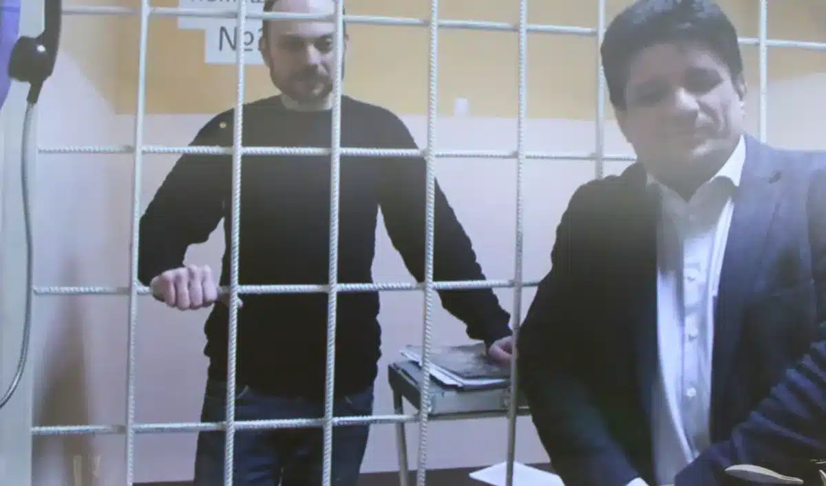 Обвинение потребовало приговорить политика Владимира Кара-Мурзу к 25 годам колонии