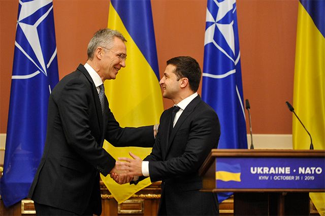 НАТО обсудит членство Украины этим летом
