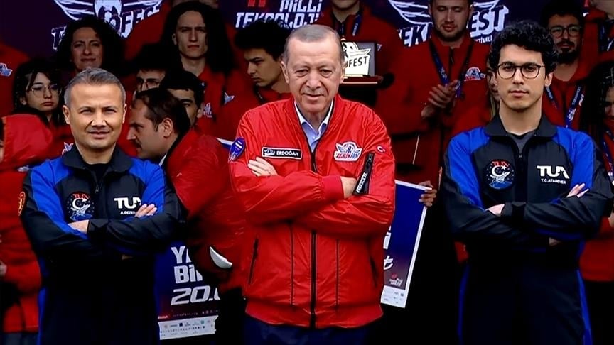 Реджеп Тайип Эрдоган впервые появился на публике после трехдневного недомогания