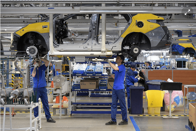Hyundai планирует продать заводы в России казахстанской компании
