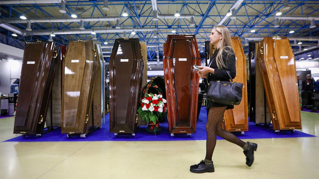 В России взлетели цены на гробы