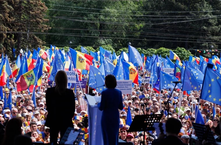 Парламент Молдовы одобрил резолюцию собрания “Европейская Молдова”