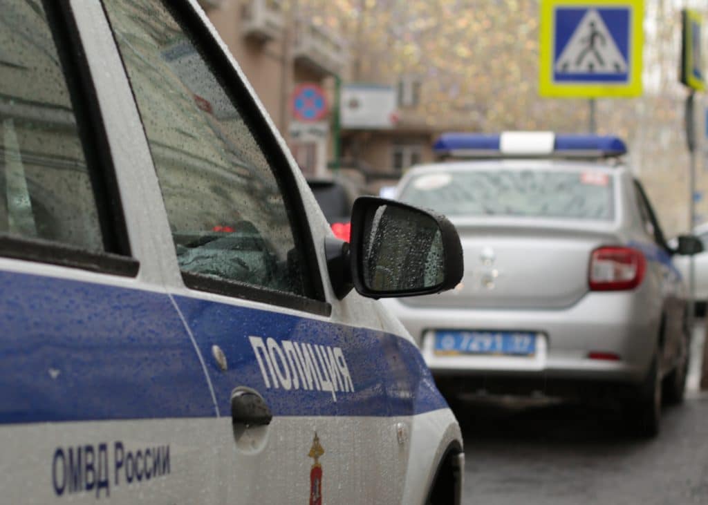Нетрезвого пенсионера задержали после угроз взрыва в Петербурге