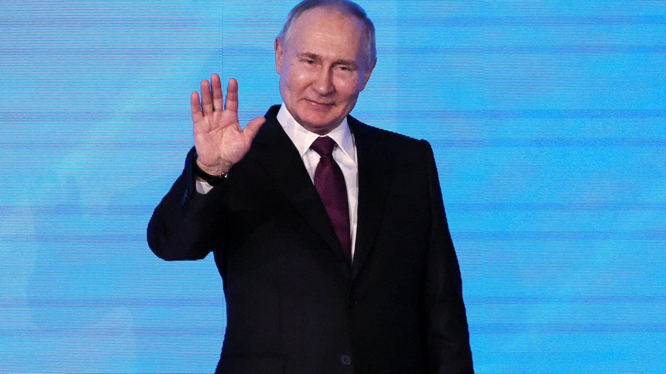 Путин предложил объявить в России пятилетку «созидательного предпринимательского труда»