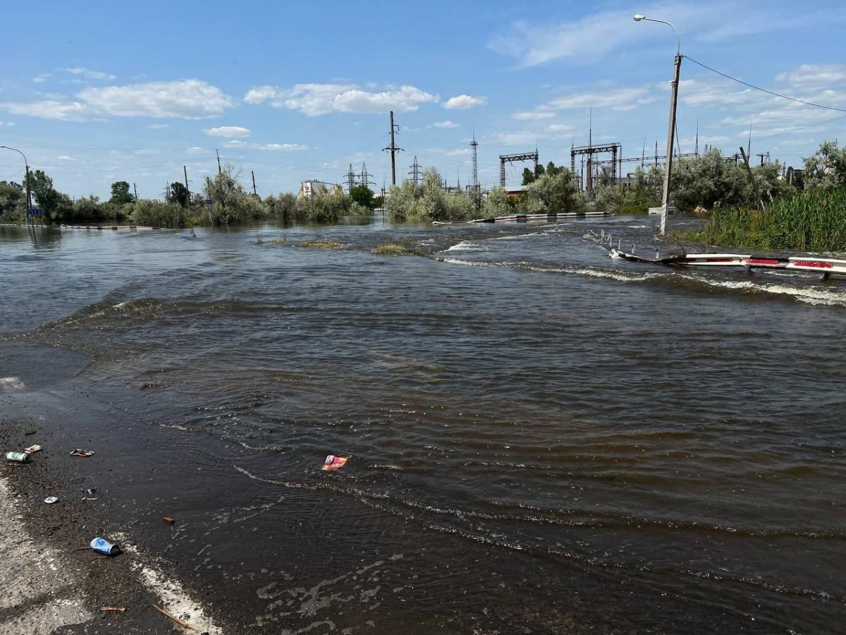 Украинские СМИ: Из-за уничтожения дамбы Каховской ГЭС затоплены более 30 населенных пунктов