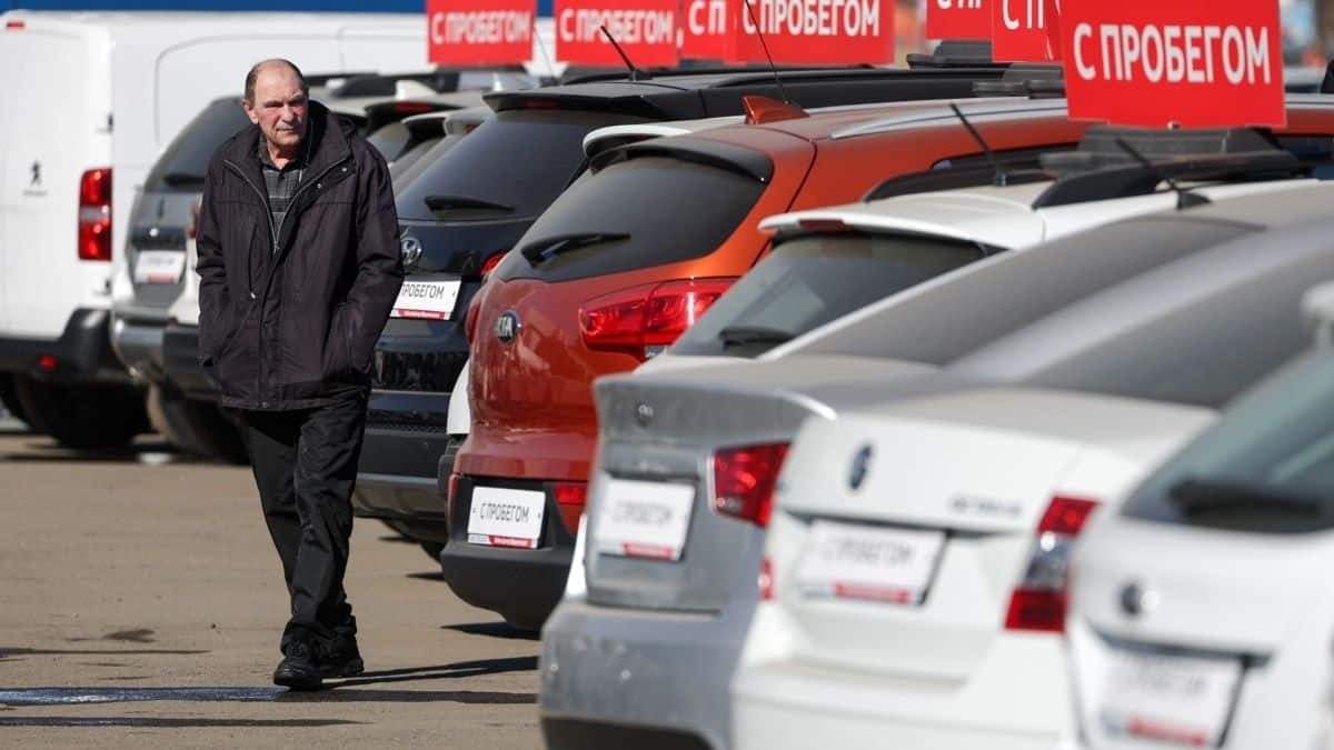 Япония запретила экспорт в Россию гибридных авто и машин с двигателями более 1,9 литра