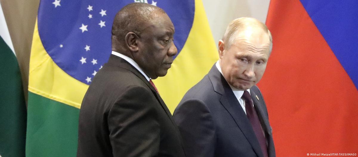 Президент ЮАР Рамафоса попытается отговорить Путина от встречи БРИКС