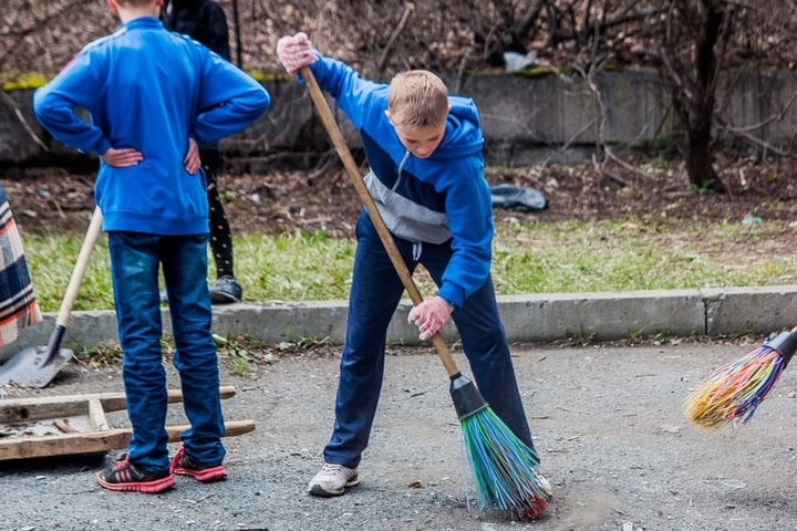 Госдума РФ приняла закон об обязательном привлечении школьников к труду