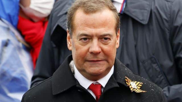 Дмитрий Медведев анонсировал «точечные изменения» Конституции РФ