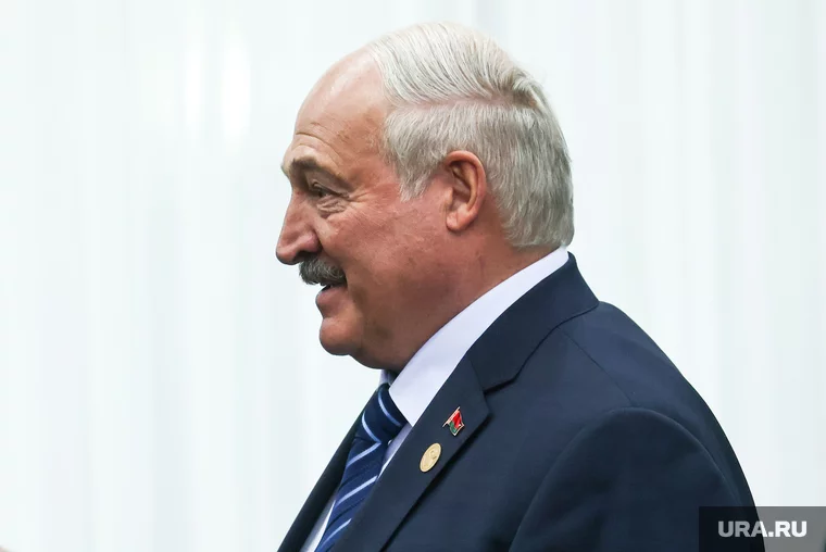 Лукашенко пожаловался Путину на ситуацию на западе Белоруссии
