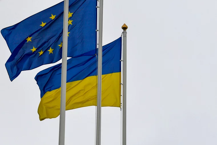 Reuters узнал, что Украина не получит все российские активы сразу