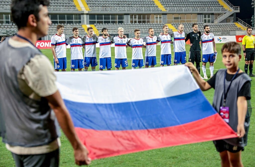 В новом рейтинге ФИФА Россия заняла 35-е место