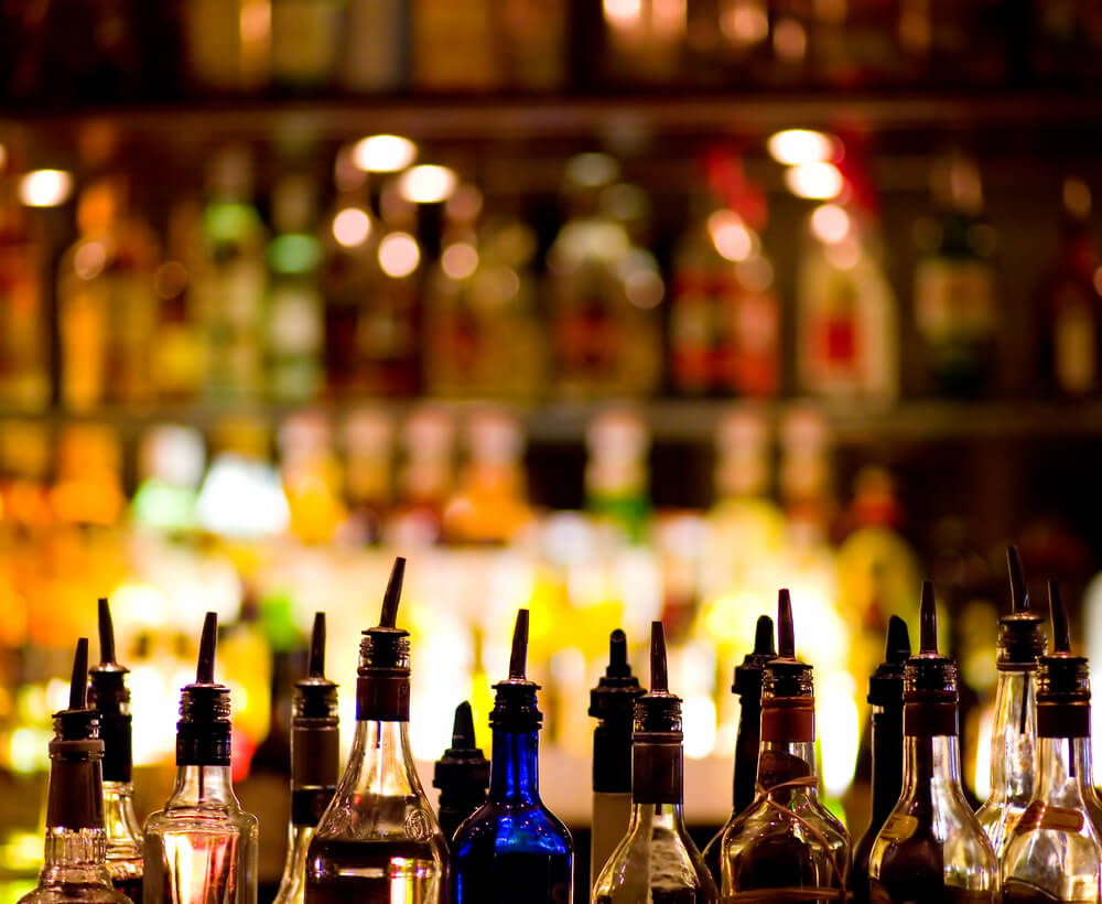 Россияне выпили рекордный за девять лет объем алкоголя