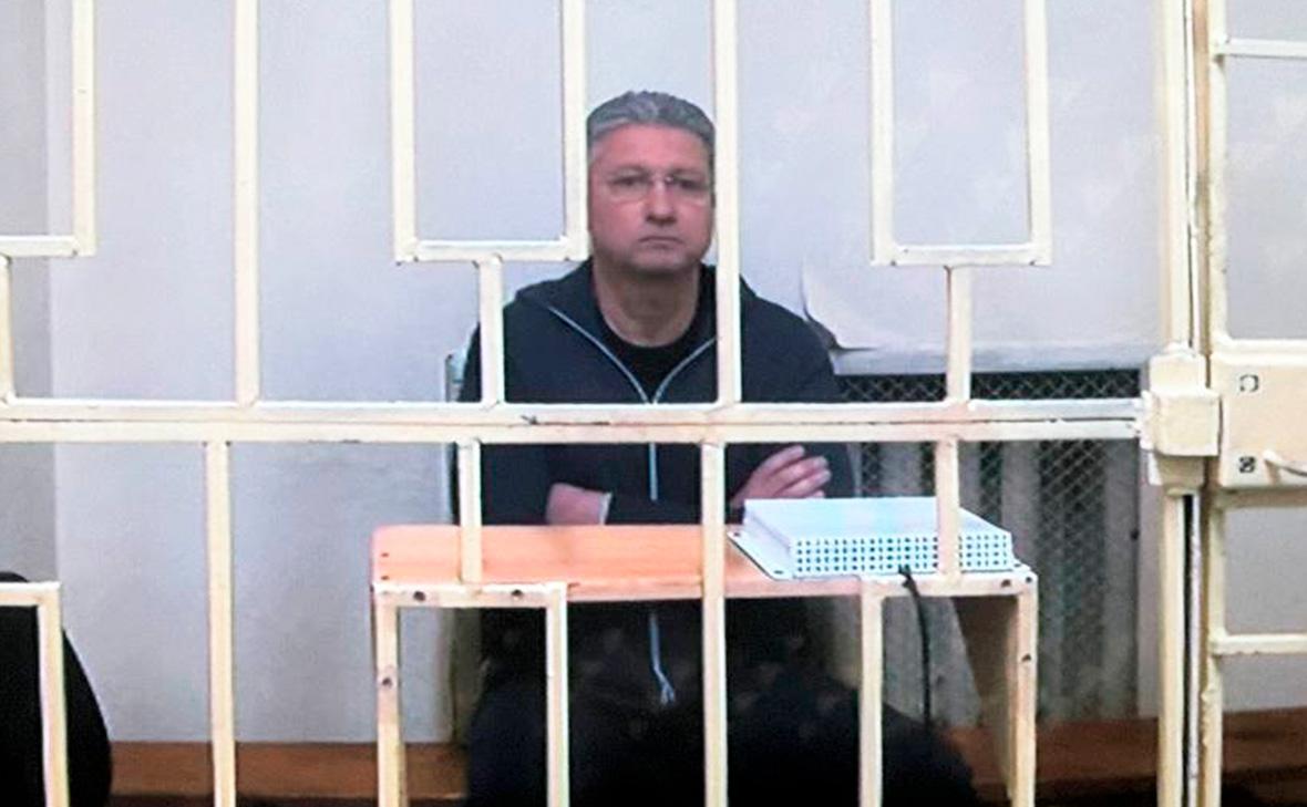 Бывший замминистра обороны Иванов отрицает обвинения в коррупции