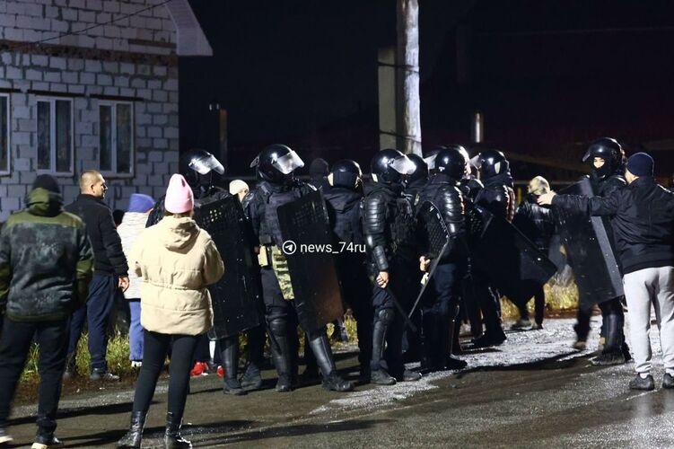 Беспорядки в Коркино: поджоги и массовый исход цыганского населения