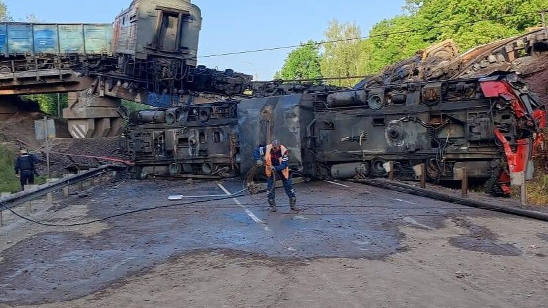 Под водой и над землёй: Украина подрывает — Россия обвиняет