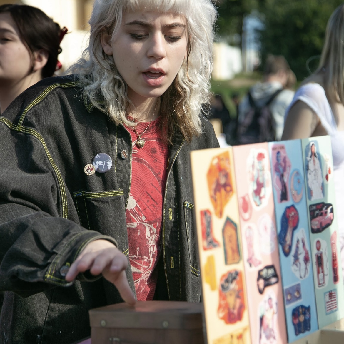 Ирландия будет платить художникам по $1500 в месяц