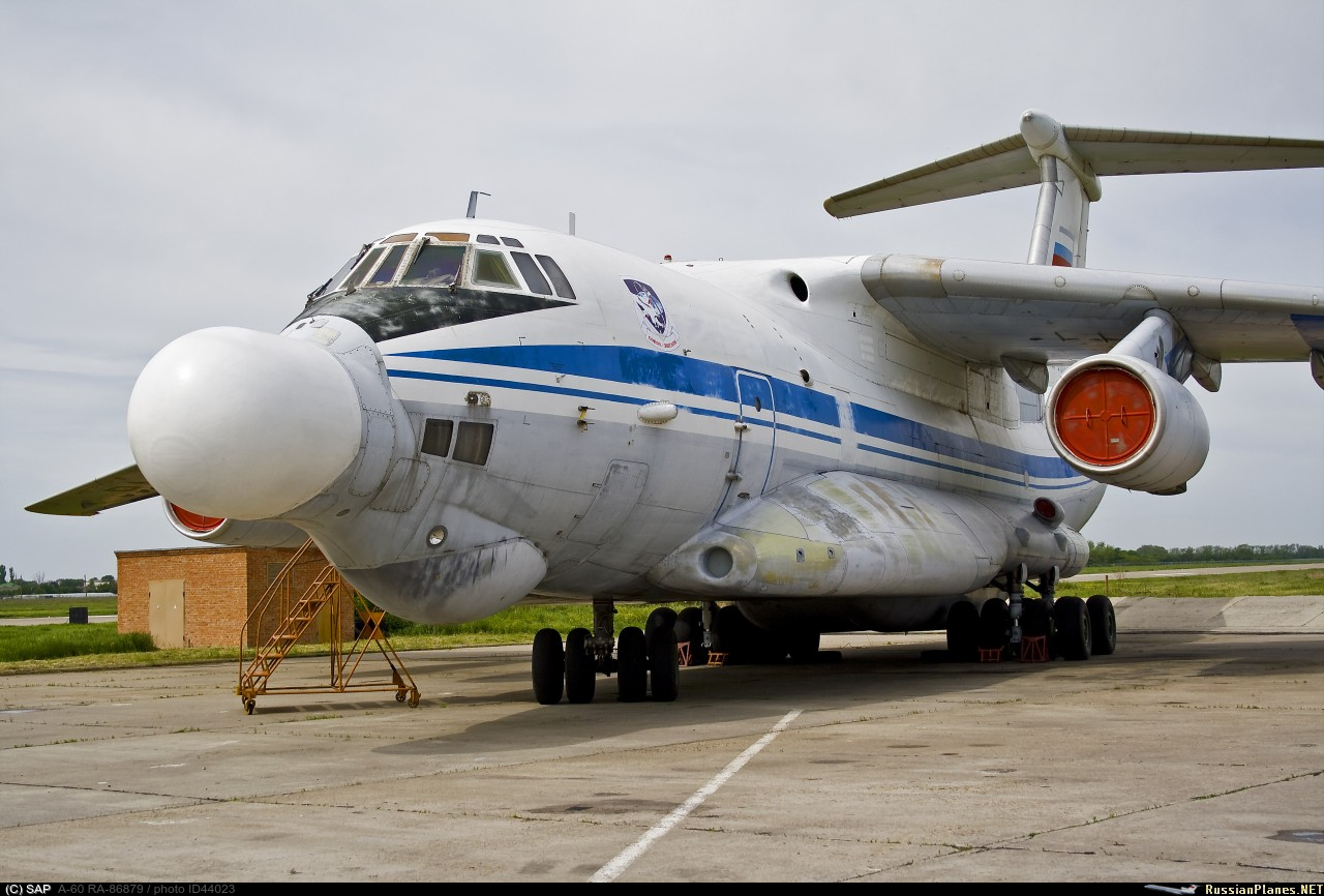 удар по самолёту а-60