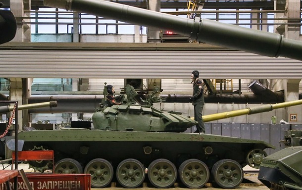 Падение экспорта российского оружия: «обвал вдвое»