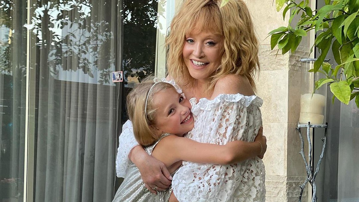 Дочь Пугачёвой в Москве?: фото Лизы взбудоражили сеть