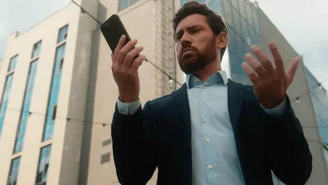 Телефоны под учет: Россия готовит отключение «серых» смартфонов