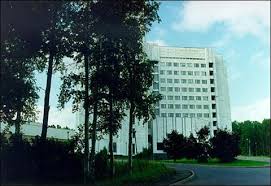 Алкоголь, доносы и компромат: что происходит внутри СВР