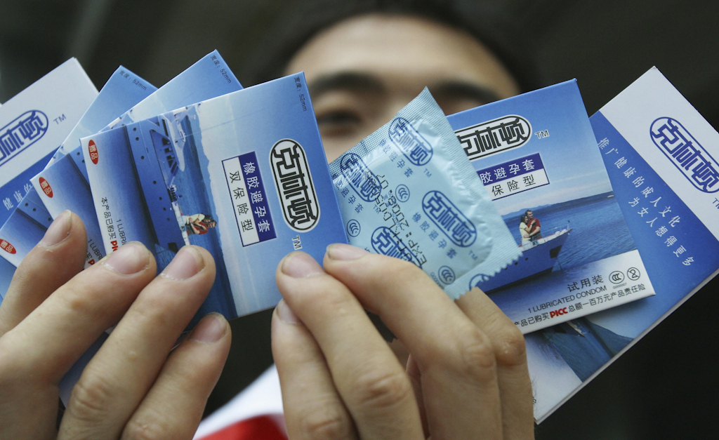 Налог на презервативы в Китае ввели ради рождаемости