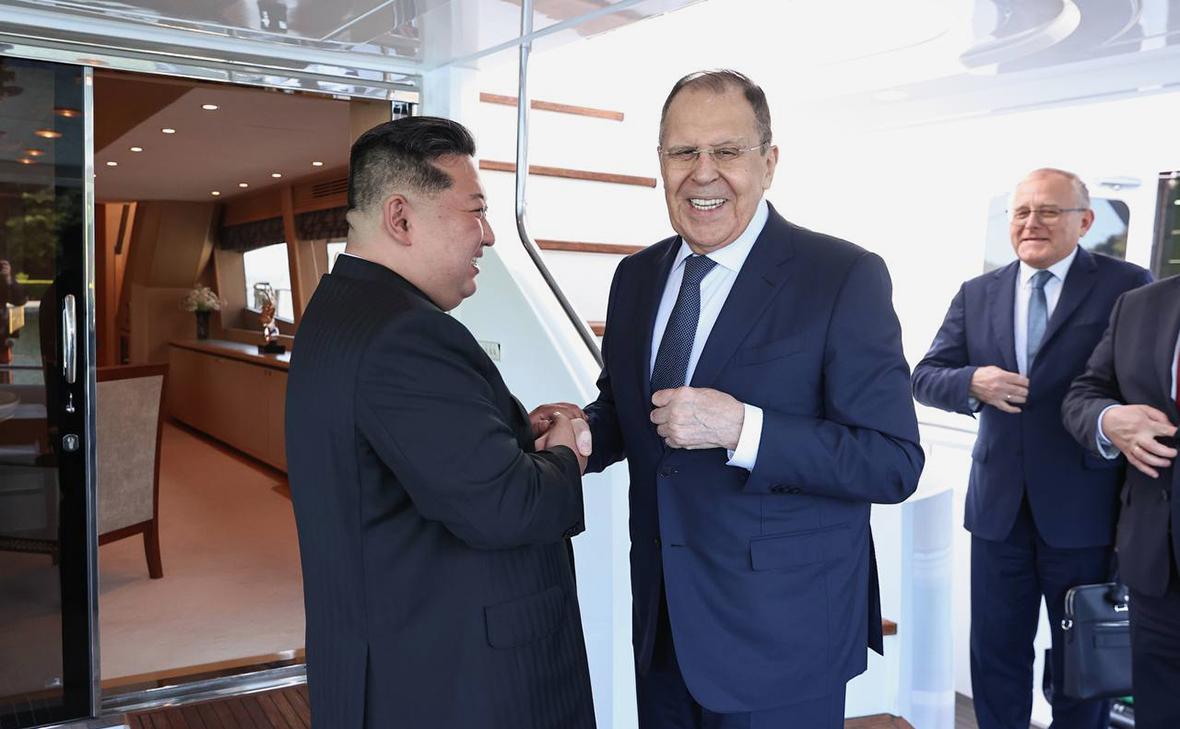 Лавров призвал россиян отдыхать на курортах Северной Кореи