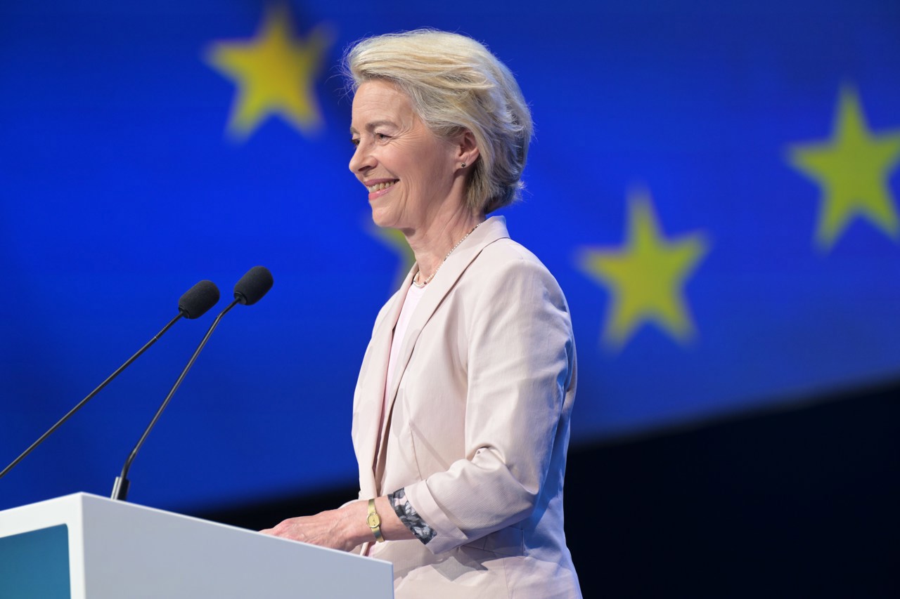 «Полный запрет»: ЕС усиливает санкции против России