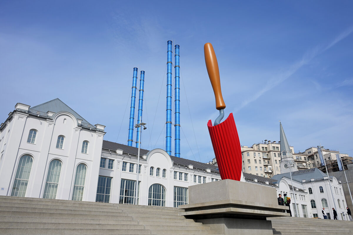 Экстренная эвакуация в «ГЭС-2»: из центра современного искусства вывели сотни посетителей