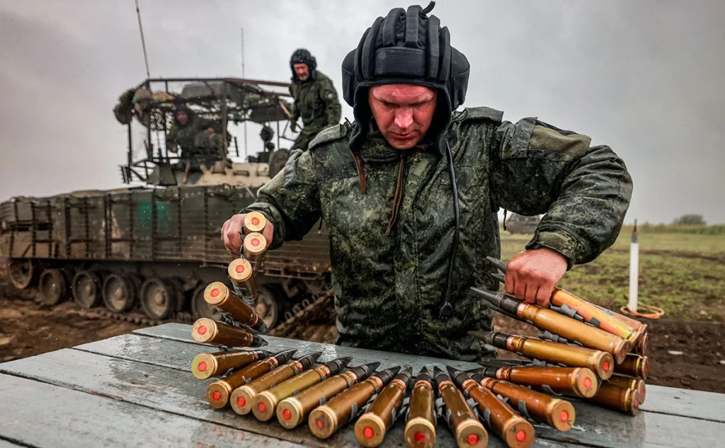 Медведев назвал российский бюджет на 2026 год военным