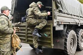 Армия вместо адвокатов: Госдума утвердила право на военную защиту россиян за рубежом