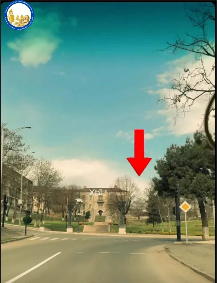 Таулы Қарабақтан шыққан журналист Марут Ванян Twitter-де шіркеудің енді жоқ екенін көрсететін фотосурет жариялады.