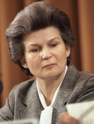 Președinta Comitetului Sovietic al Femeilor, Valentina Tereșkova, 1986