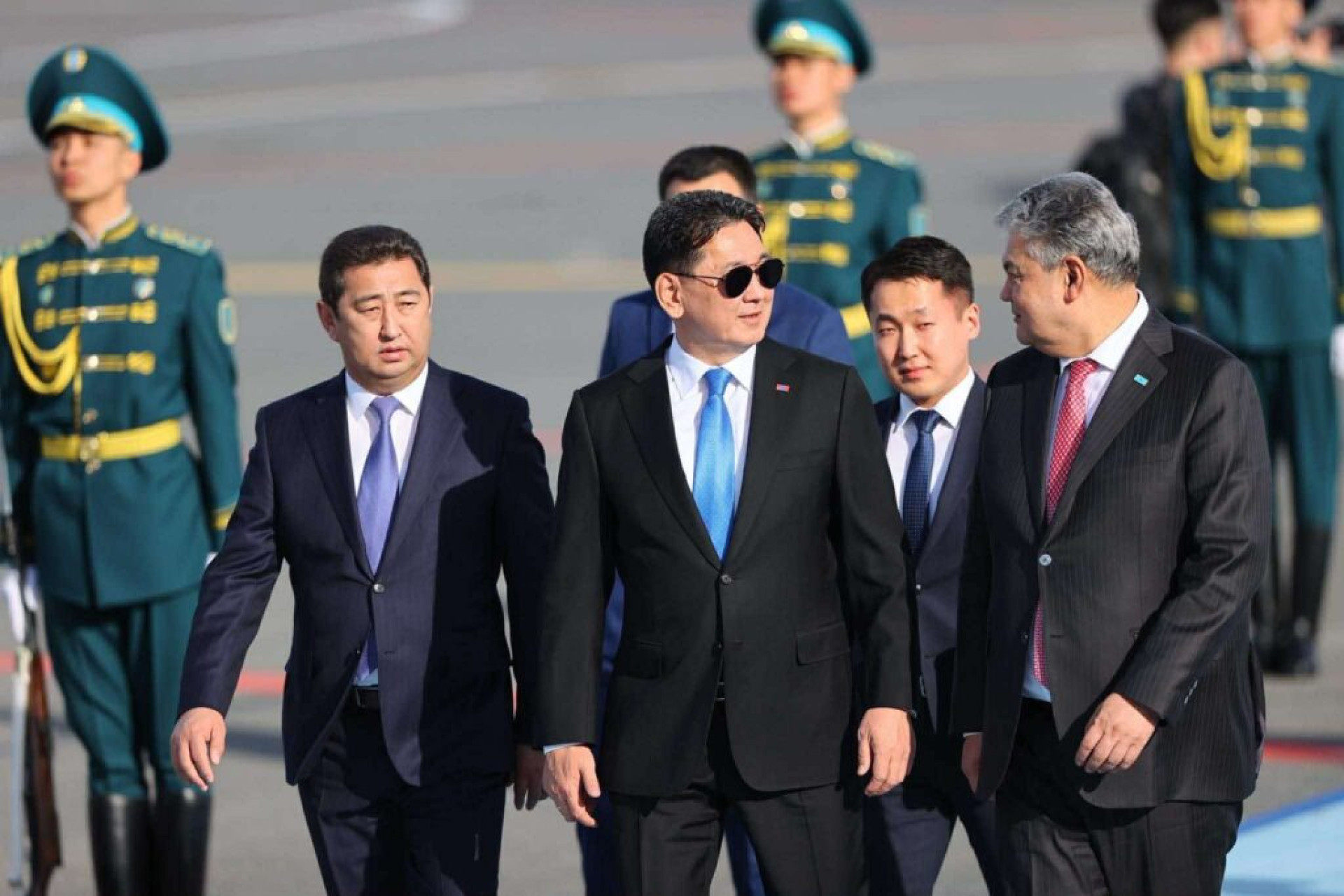 Исторический прорыв: Впервые за два десятилетия лидер Монголии посещает Казахстан