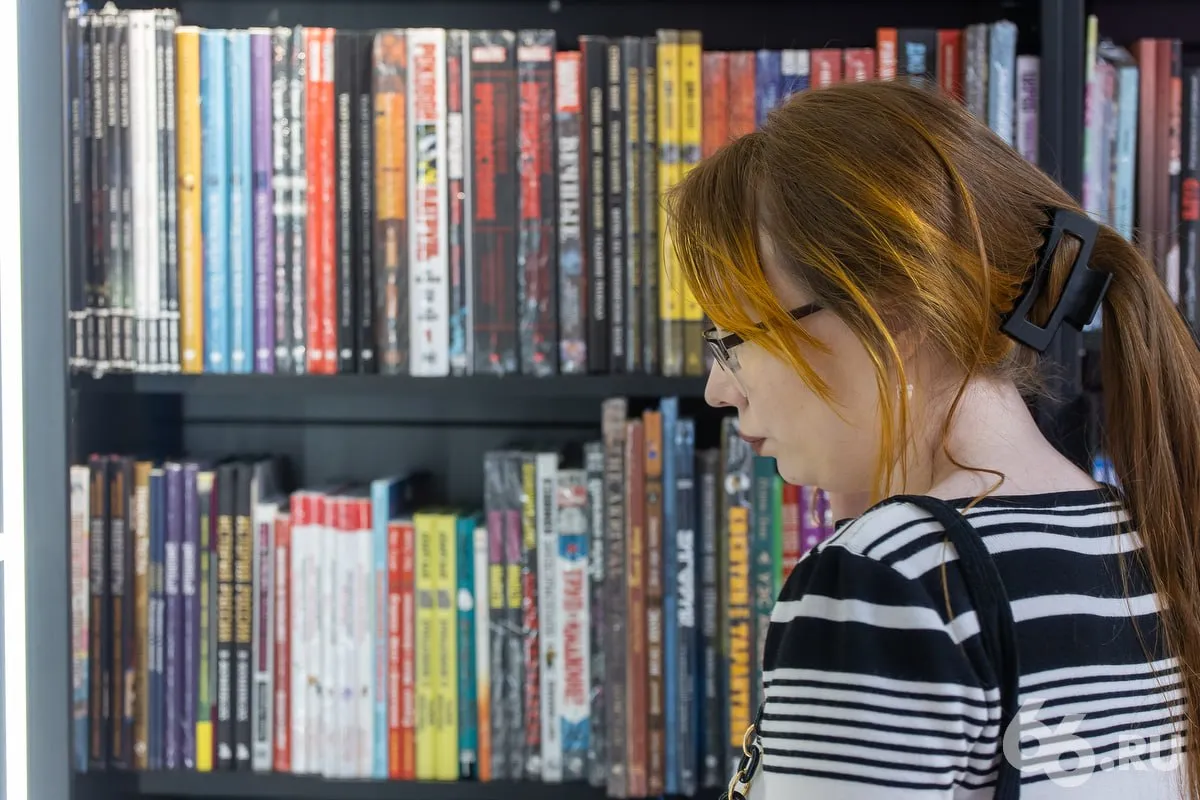 Литературный диагноз: почему антиутопии стали главными бестселлерами России в 2026 году