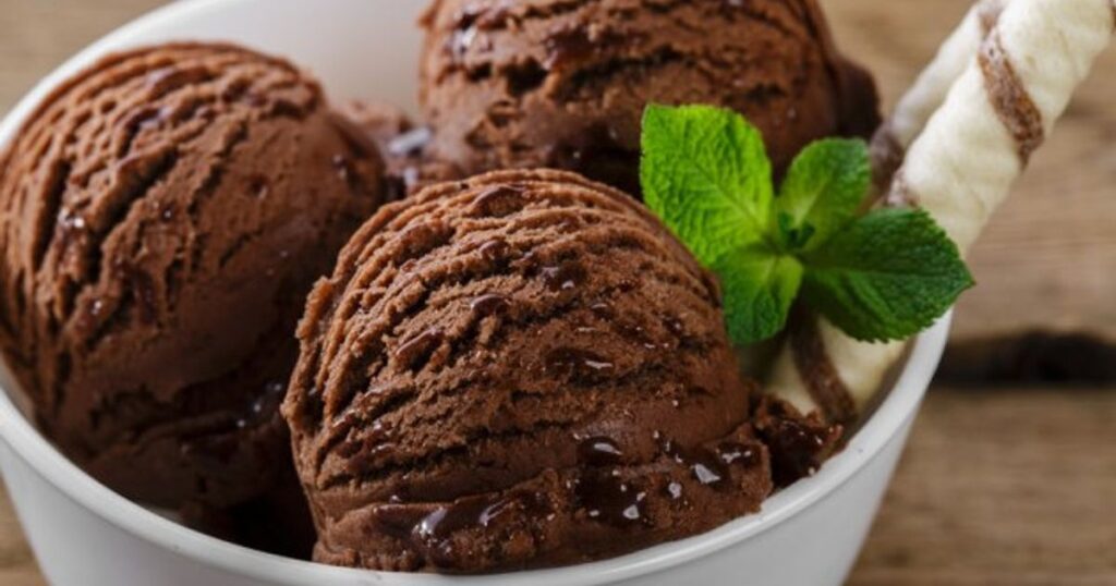 Înghețată de ciocolată fără zahăr