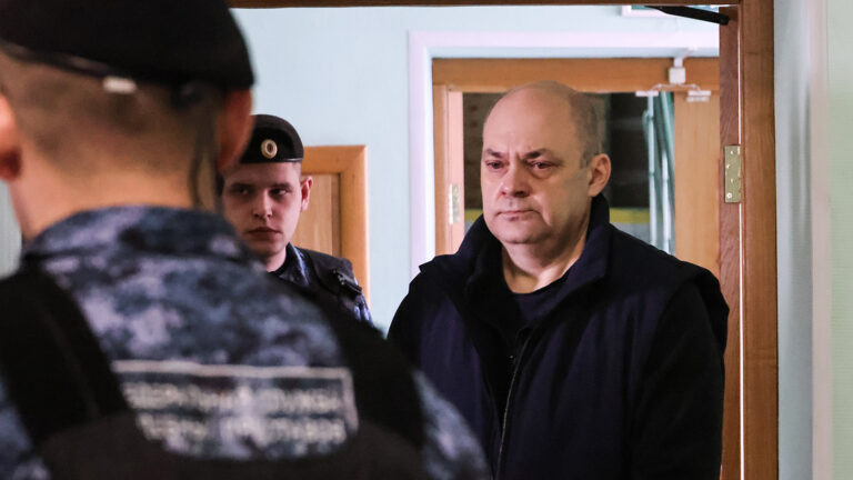 Фортификация кармана: как курский экс-губернатор «от души» брал миллионы