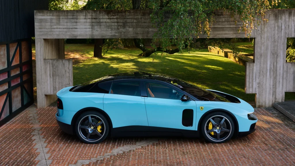 Силуэт Ferrari Luce 2027 года