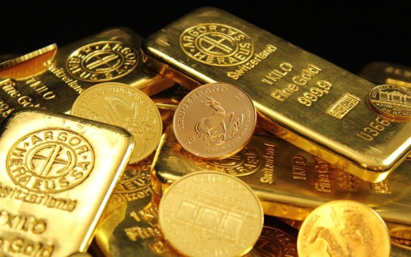 Золото на распродаже: почему мировые цены на драгметалл устремились вниз