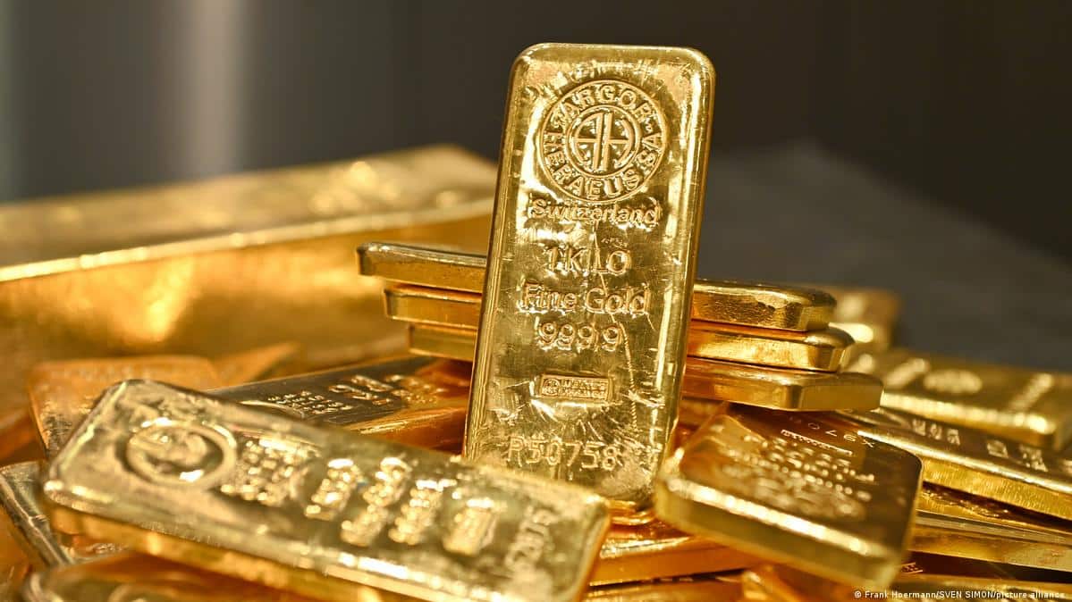 Бюджет үшін алтын кедергі: Ресей Орталық банкі өз қорларынан бағалы металдарды сату бойынша 24 жылдық рекордты жаңартты